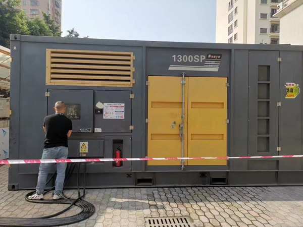 回民500KW发电机组冬季应该配多大的启动电瓶？